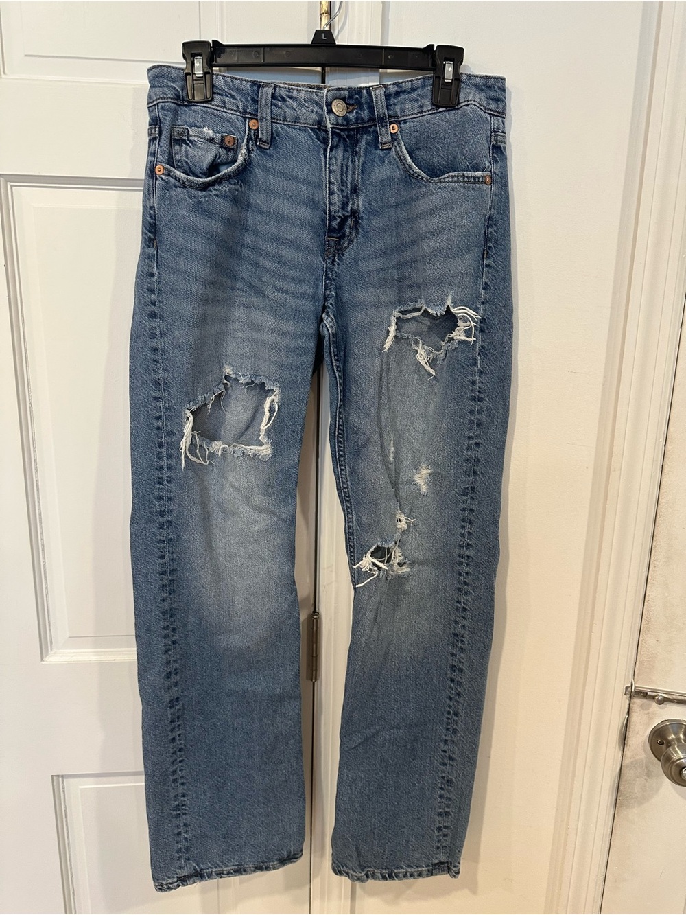 Relaxed Fit Ripped Women’s Jeans in Light Blue